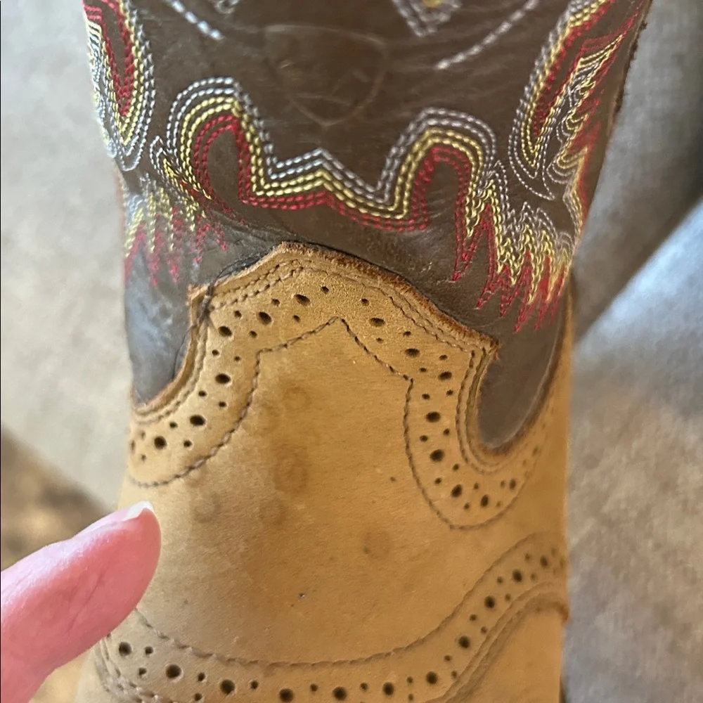 ARIAT BOYS WORKHOG PULL ON WESTERN BOOTS SZ 1
